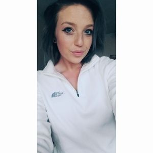 Meet your Posher, Ella